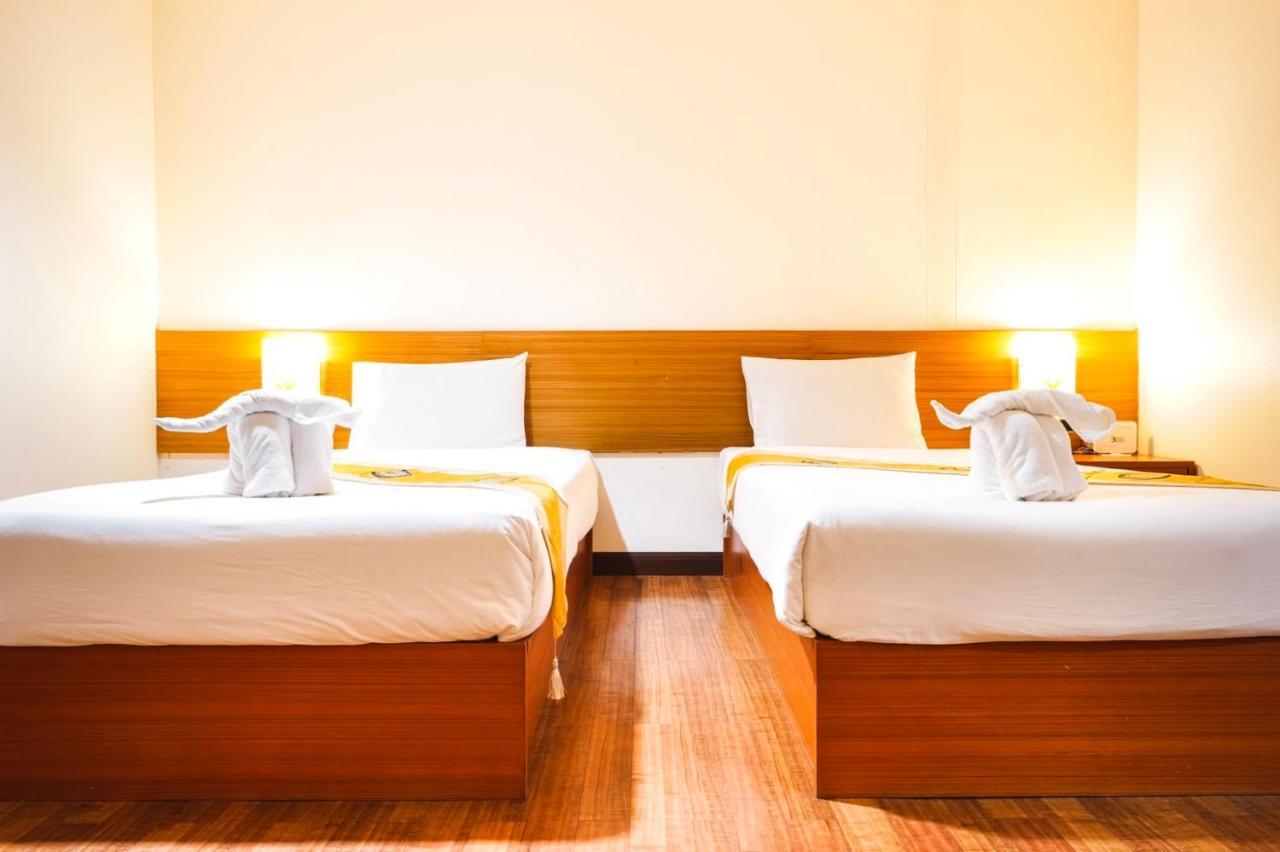 Neptuna Hotel Patong Bagian luar foto